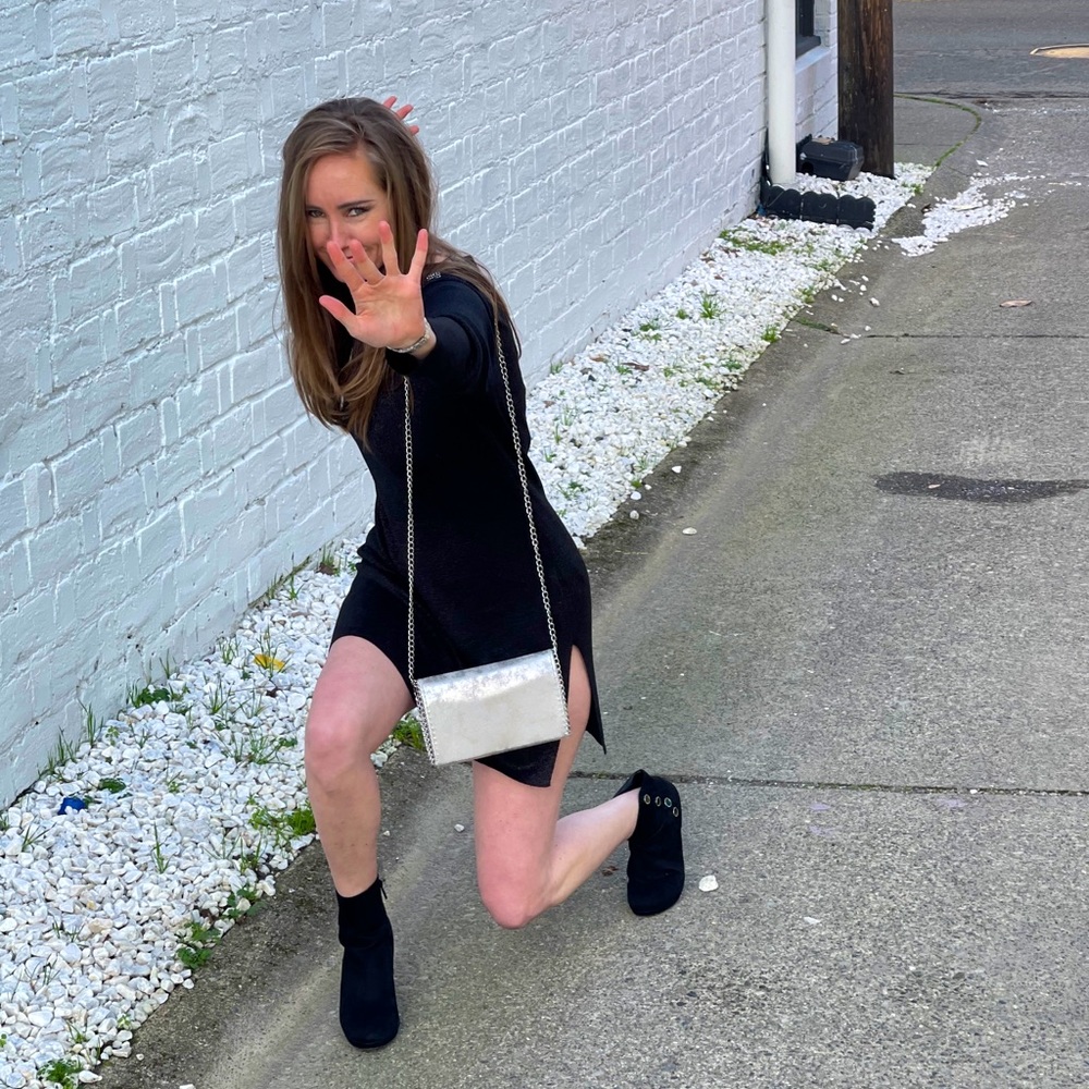 Stop! This purse looks good w/ everything